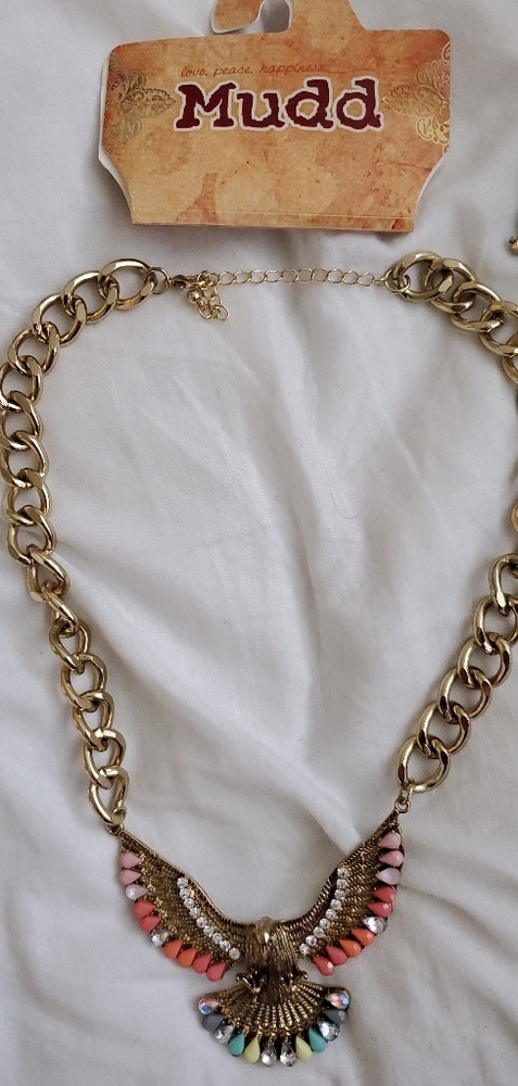 Kohl's Mudd goldtone eagle necklace